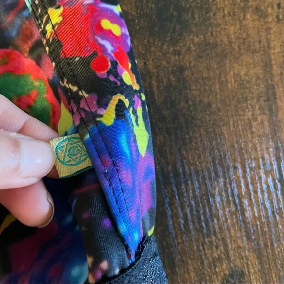 Glow8 multi color cute sports bra - Picture 6 of 15